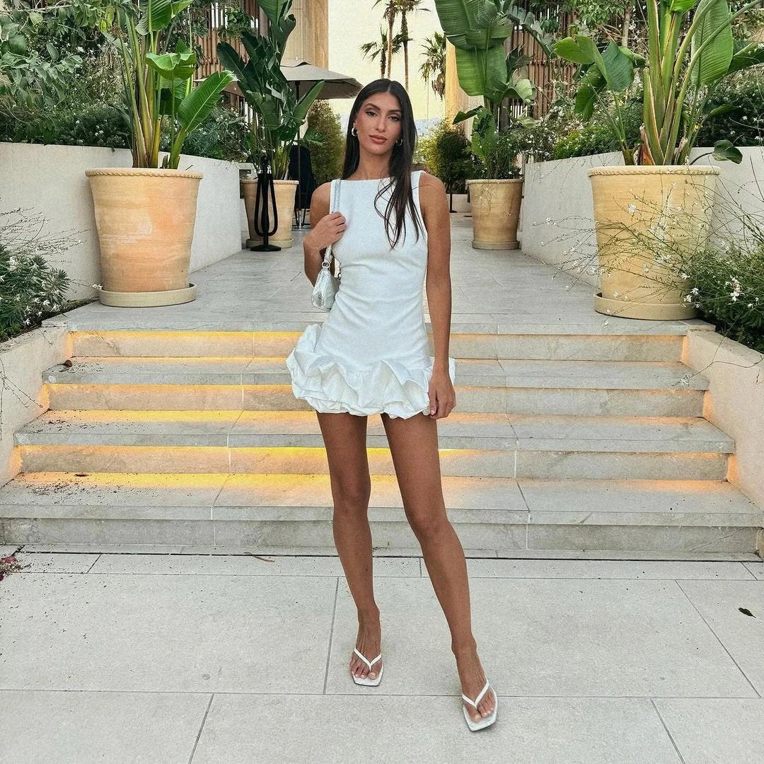 Vestido Branco Curto Sem Mangas