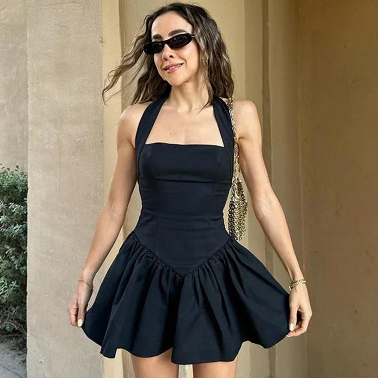 Vestido Curto Com Babado e Decote