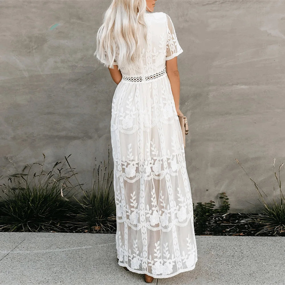 Vestido Longo Boho Branco com Renda e Bordado