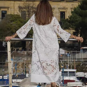 Vestido Longo Branco com Renda e Bordado