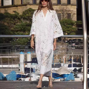 Vestido Longo Branco com Renda e Bordado